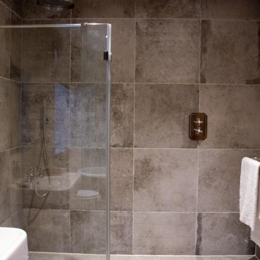 The Assheton Arms Hotel Клитеро Екстериор снимка